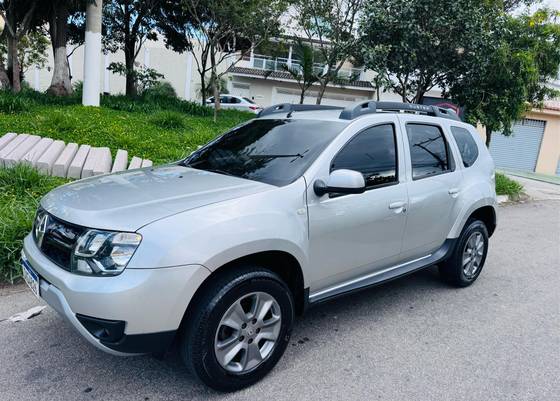 RENAULT DUSTER 2.0 16V HI-FLEX DYNAMIQUE AUTOMÁTICO
